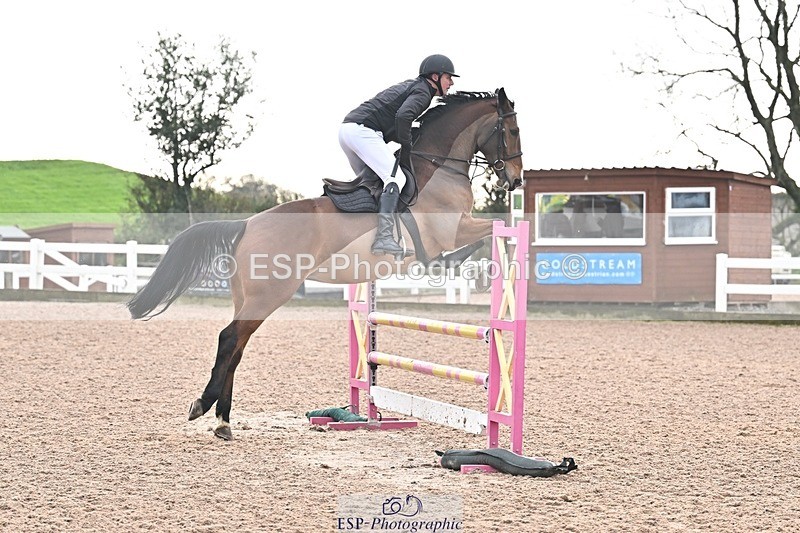 251119-101304-00090 - Cls 1 British Novice and 90cm Open