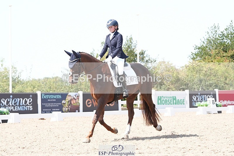 250817-142812-10670 - 180-Chloe.BushWellfields.Diaman.Vallante