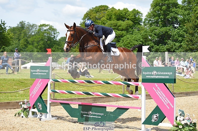 230528-123630-15770 - 368-COIRBAN_SARCO_DELUX-Rebecca_Gibbs-SUNTrotUp+SJ