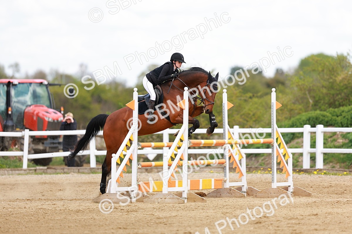 SBM_002200 - Class 4 - Senior Newcomers - 1.10m