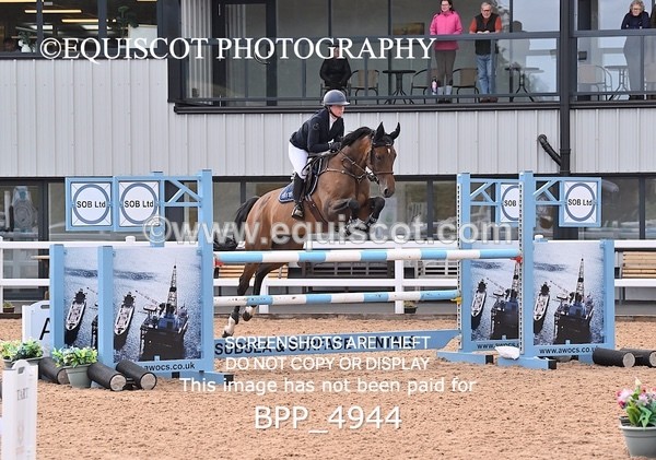 BPP_4944 - CLASS 7 THURS Redpost Equestrian Senior Foxhunter/1.20m Open