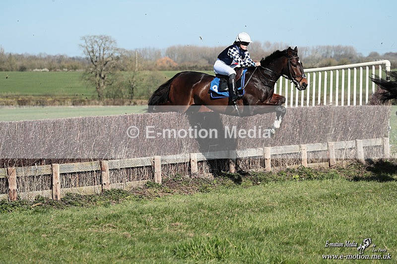 PtP 210326 365 - VWH Cirencester Races 21/03/26