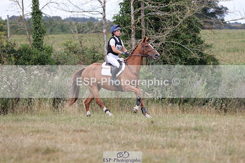 250802A-152207-06708 - E-206-Ines.Mitchell-DALCOTES.FABRICA