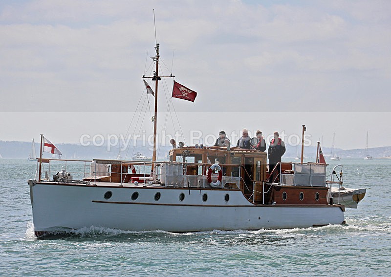 130505 BLUEBIRD OF CHELSEA WT7A7671 - Motor Yachts