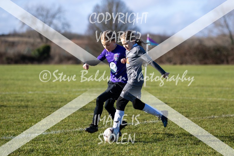 1DX31354 - 2026-01-17 FC Abbey Meads U9 Purple Girls V Develop FC U9 Girls
