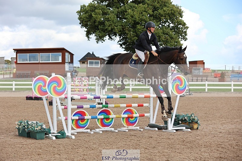 250913-160449-07883 - Cls 27 1.15m Amateur Quali