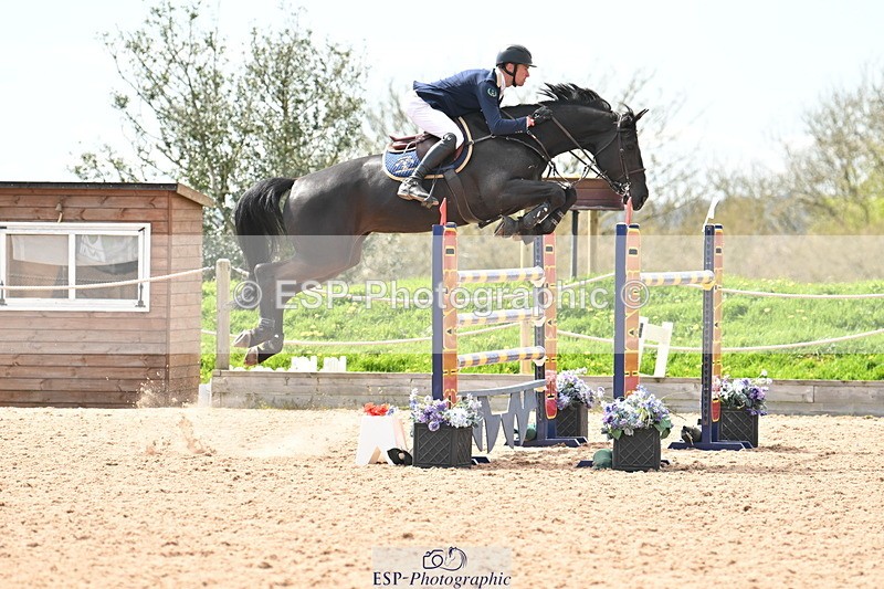 240418A-143345-04418 - Cls 9, 2 Star Big Tour 1.40m