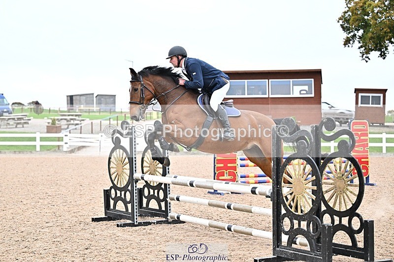 251015-103130-00043 - Cls 1 British Novice and 90cm Open