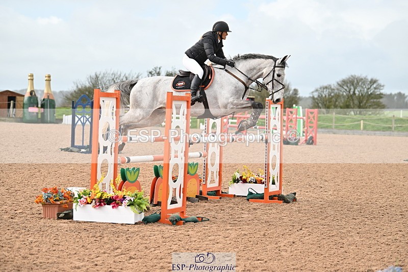 240315A-121121-00839 - Cls 3 Snr Foxhunter