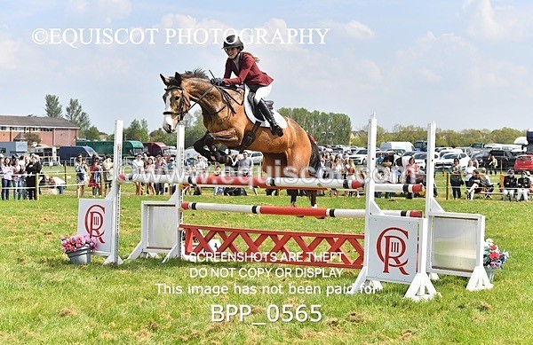 BPP_0565 - CLASS 3 RHS Foxhunter Championship Qualifier