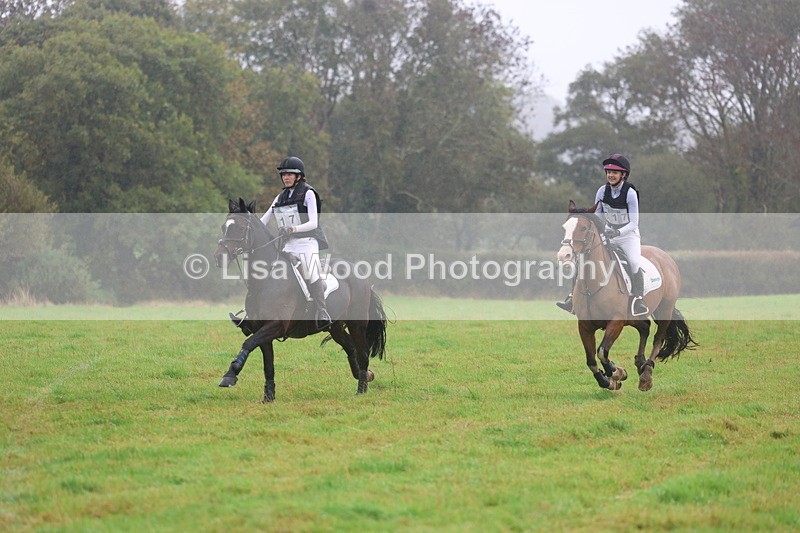 3E7A1568 - Class 3: 70cm Pairs: Half Roll Top