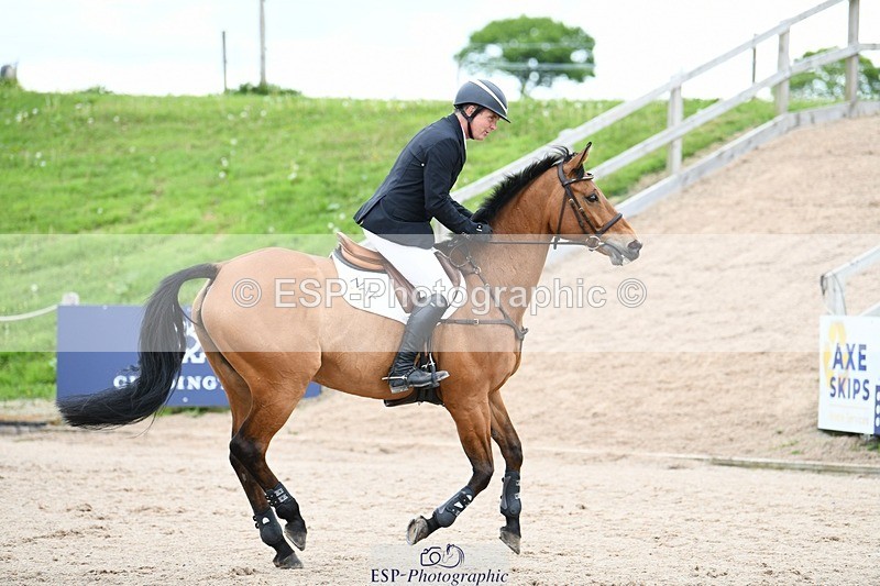 250508-100242-00936 - Cls 1 Snr Foxhunter