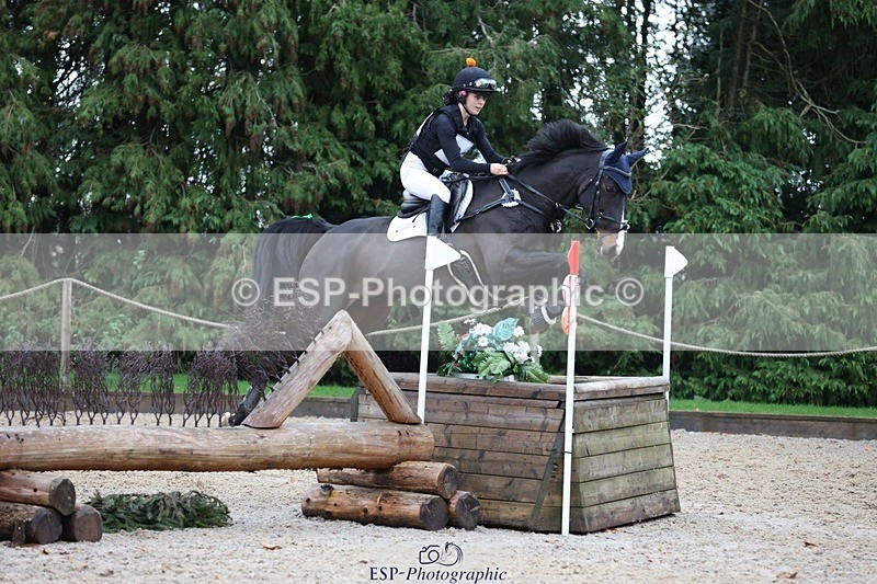 231118-142754-02283 - Cls 3 90cm