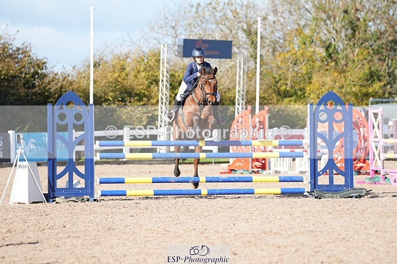 251025-132910-00532 - Cls 10 Pony Newcomers and 1m