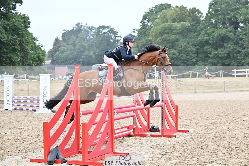 250830A-130210-06133 - Cls 22 95cm Amateur Quali