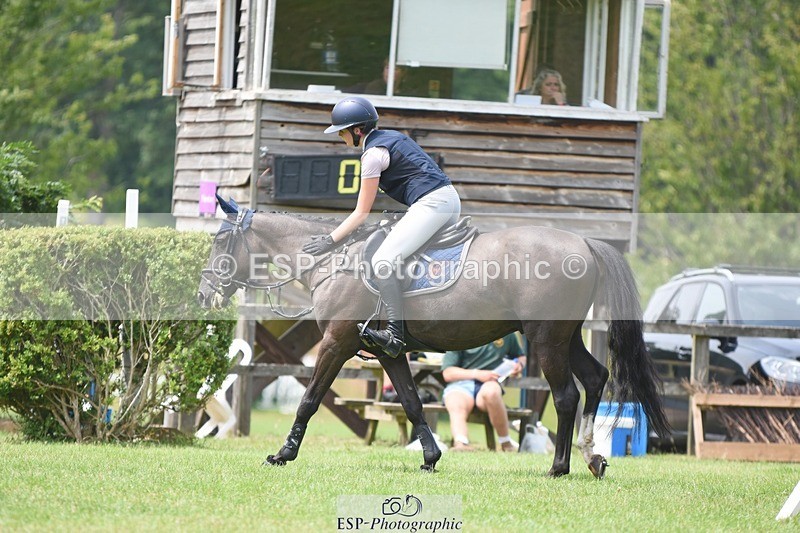 230617-132646-03985 - Cls 17 Newcomers & 1m Open