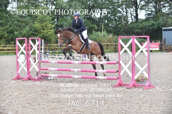JAC_6714 - CLASS 32 SUN  0.85m Amateur Championship Qualifier
