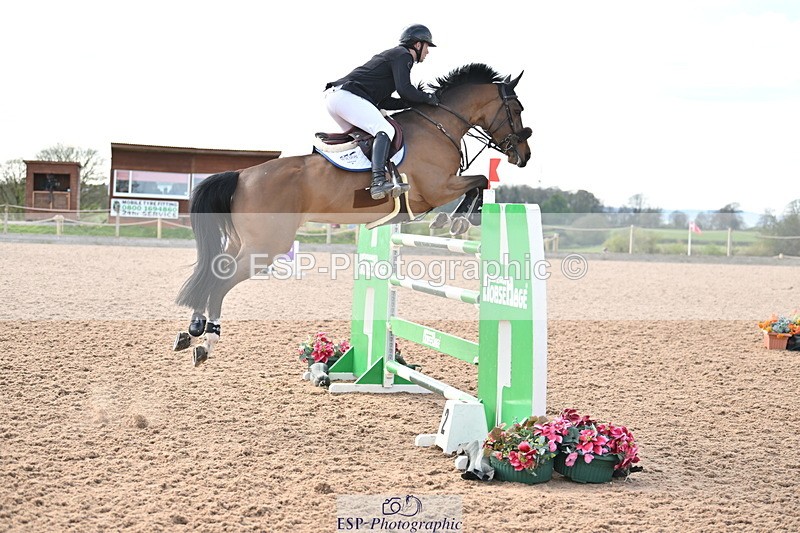 240418A-160738-04961 - Cls 9, 2 Star Big Tour 1.40m