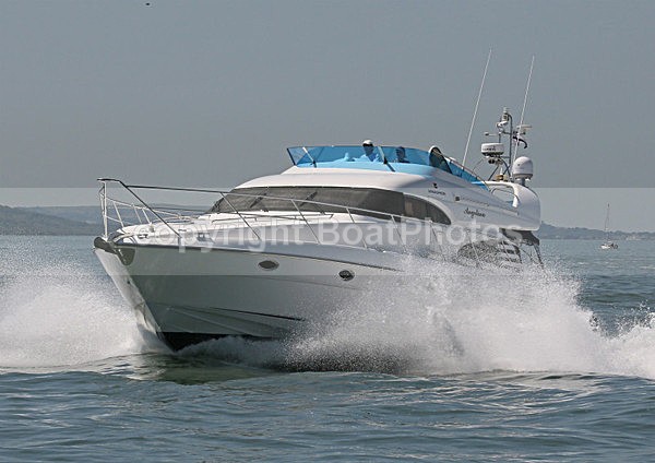 120725 ANGELINA FAIRLINE SQUADRON WT7A8337 - Flybridge Cruisers