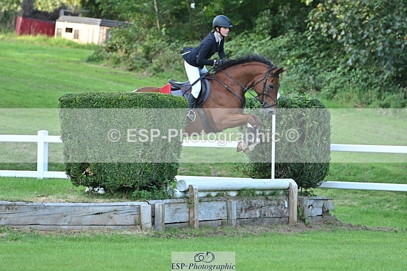 230909-181550-08029 - Cls 14 Snr 1m Derby