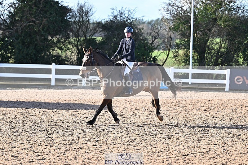 251203-124845-00532 - Cls 4 Newcomers and 1.10m Open