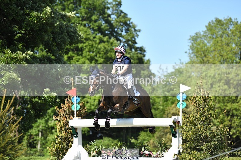 230527-160105-12529 - 379-QUIZICAL_Z-Alice_Hallows-XC