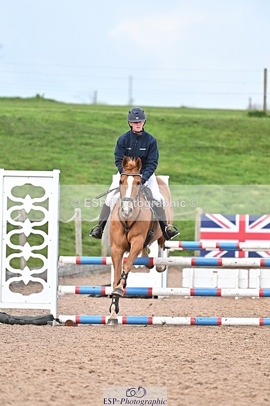 250415-180553-00842 - 90cm