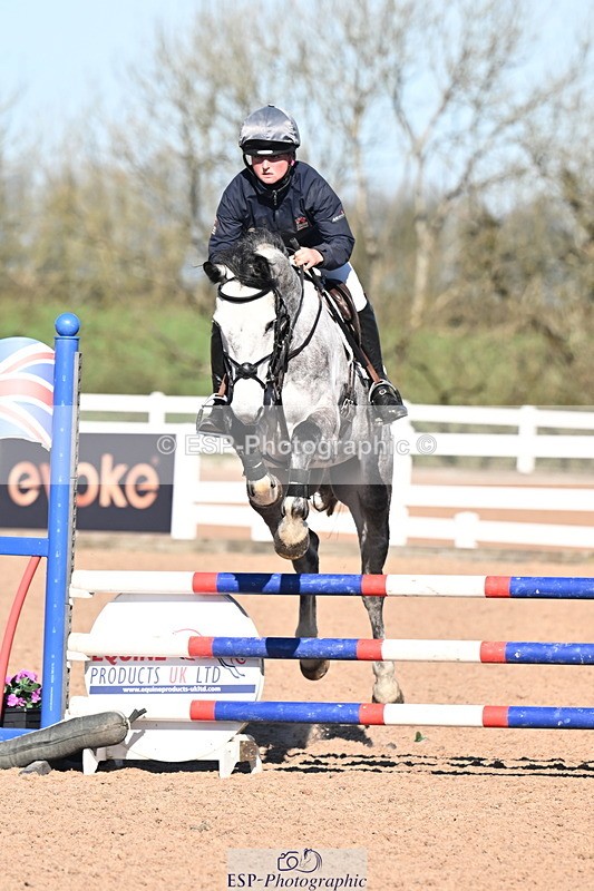 260318B-101256-00052 - Clear Round & Brit Nov 90cm