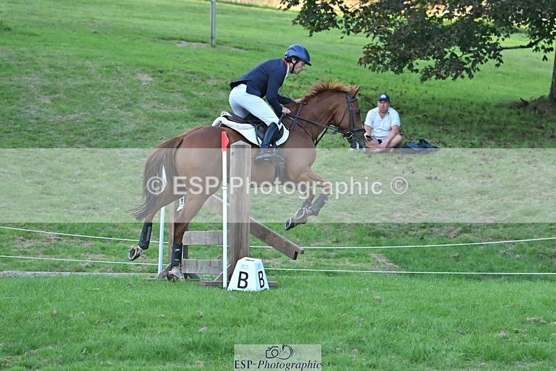 230909-180028-07895 - Cls 14 Snr 1m Derby