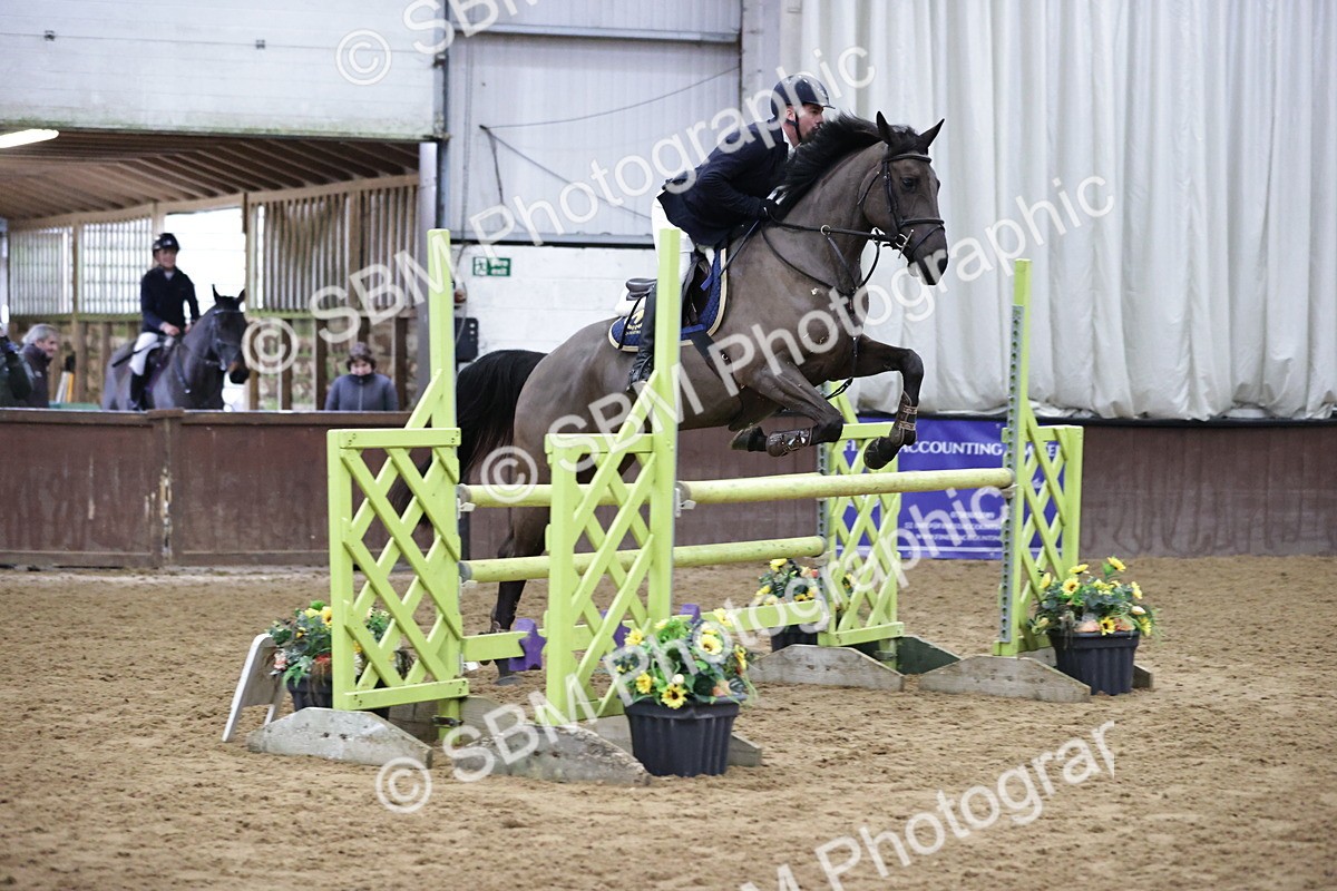 SBM_000747 - Class 3 - Nupafeed Supplements Senior Discovery/ 1m Open