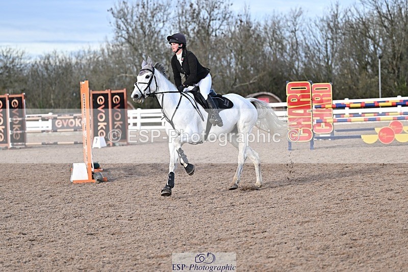 251126-124806-00520 - Cls 4 Newcomers and 1.10m