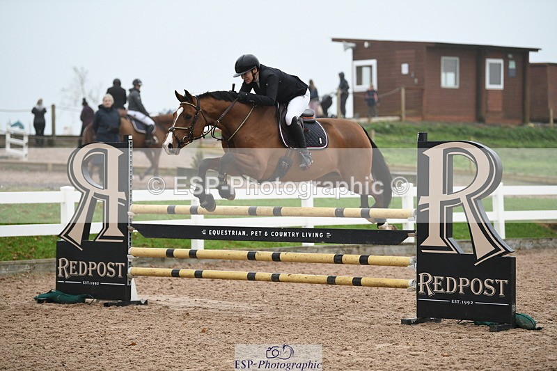 241103A-103651-07513 - SUN Cls 21 Snr Newcomers and 1.10m Open