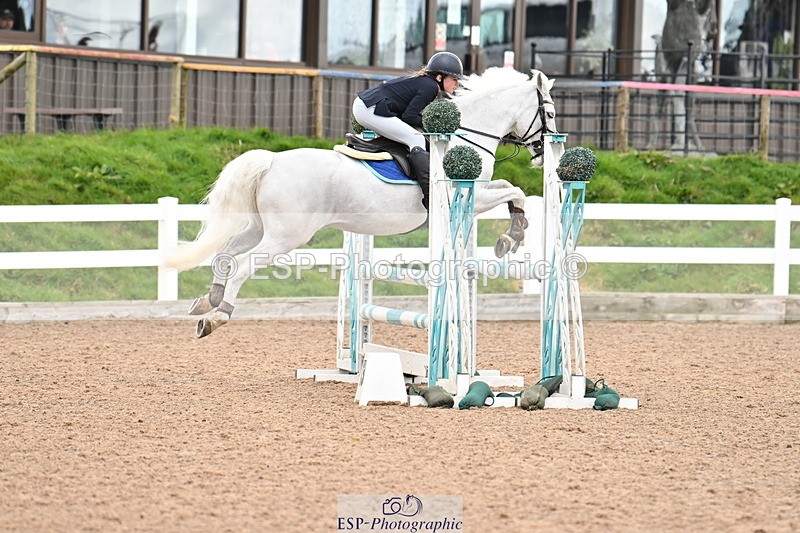 240310A-112629-02322 - Cls 4 Pony Discovery and 90cm Open