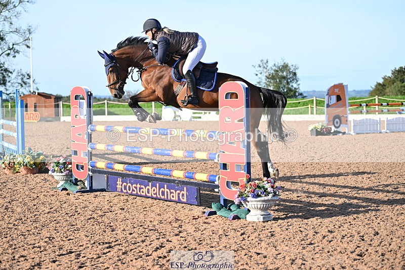 231015A-093500-06986 - Cls 28 Newcomers & 1.10m Open