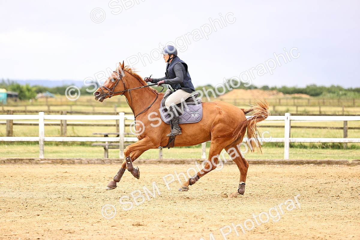 SBM_003043 - Class 21 - Senior Newcomers - 1.10m