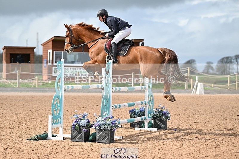 240315A-125959-01102 - Cls 3 Snr Foxhunter