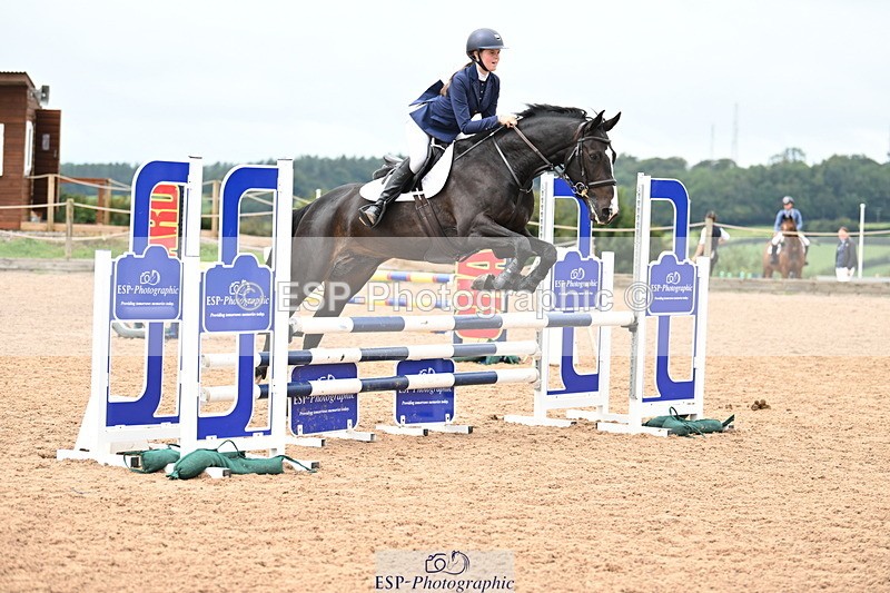 240908A-130445-03890 - Cls 15 U21 Intro 90cm-1.00m  Team Comp