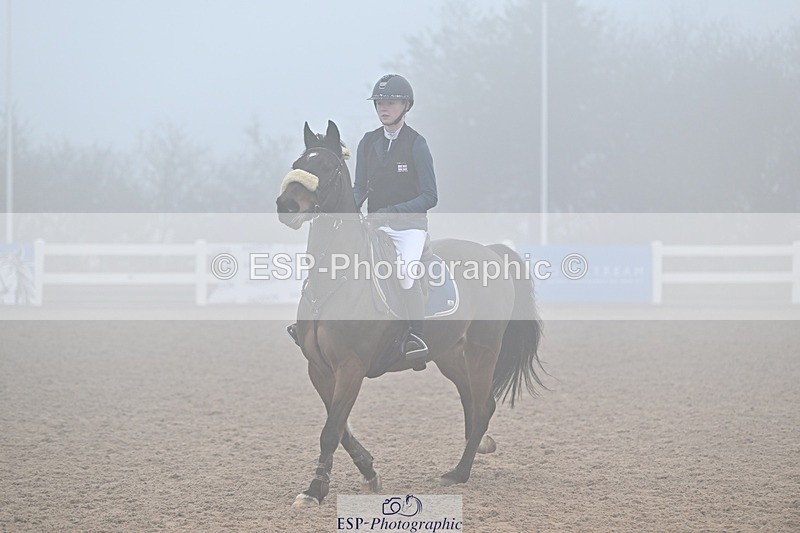250208-124248-00638 - Cls 9 Pony Newcomers and 1m
