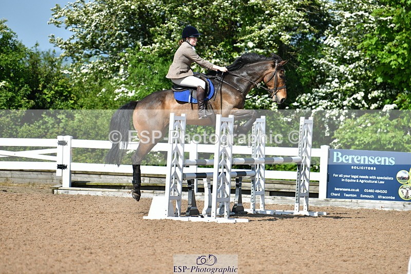 230524A-100517-00015 - Cls 1 British Novice & 90cm Open