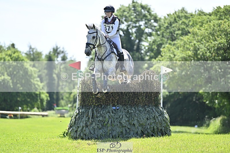 240525-121711-13207 - 371-TALIA-Grace_Taylor