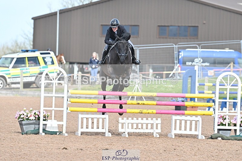 240315A-095715-00143 - Cls 1 Seniors 1.05 and 1.10m Open