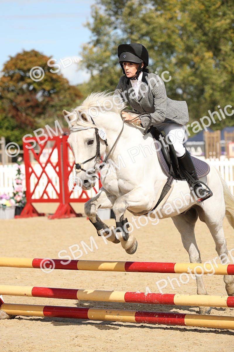 SBM_04663 - J28 - Senior Horse & Pony 60cm Championships