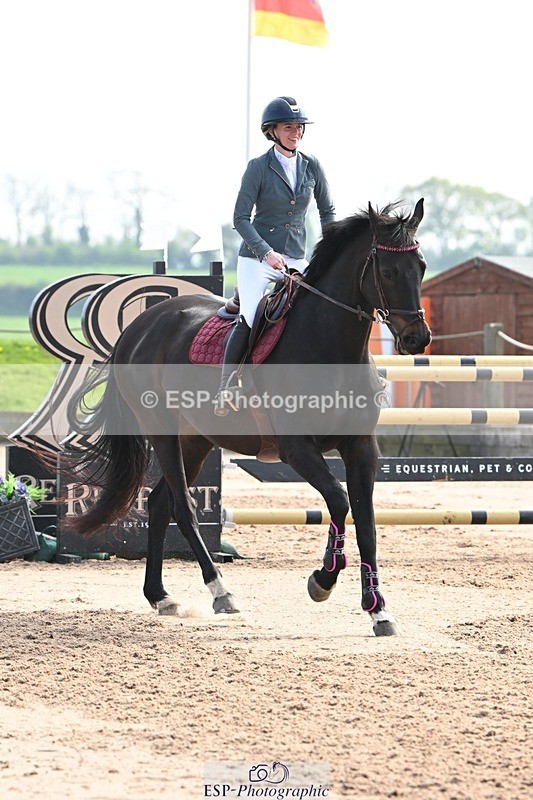 250425-160937-10620 - Cls 22 - 1 Star Gold Tour