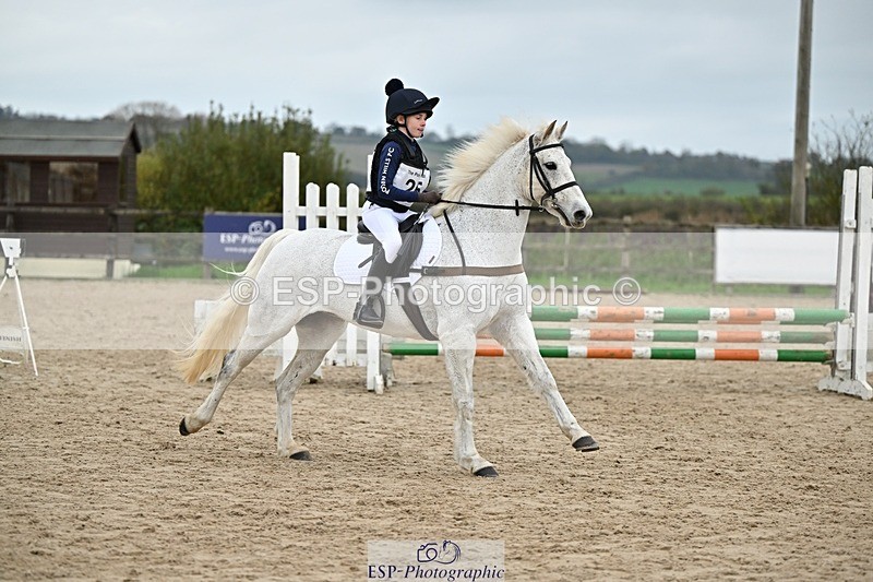 241110-150307-01189 - 70-75cm Arena Eventing