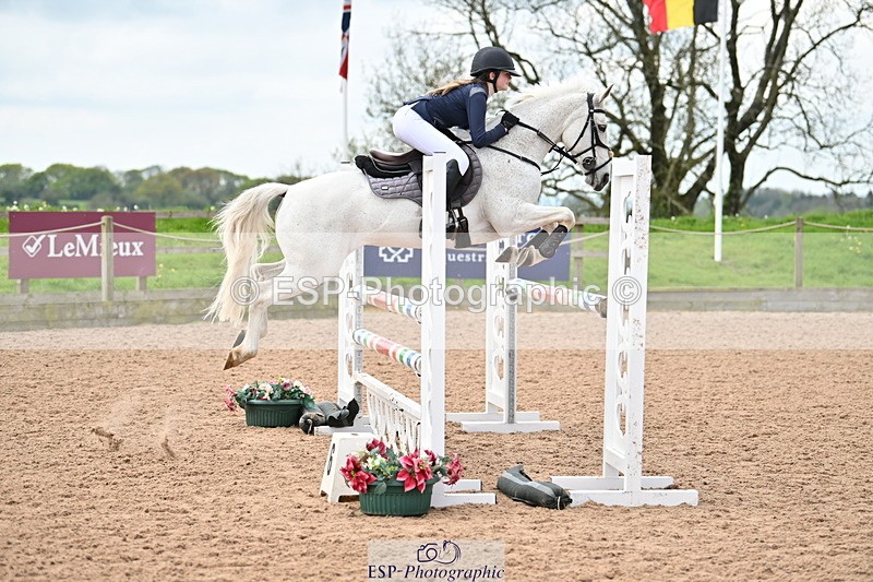 240506A-122220-08661 - Cls 5 Pony Foxhunter & 1.10m Open