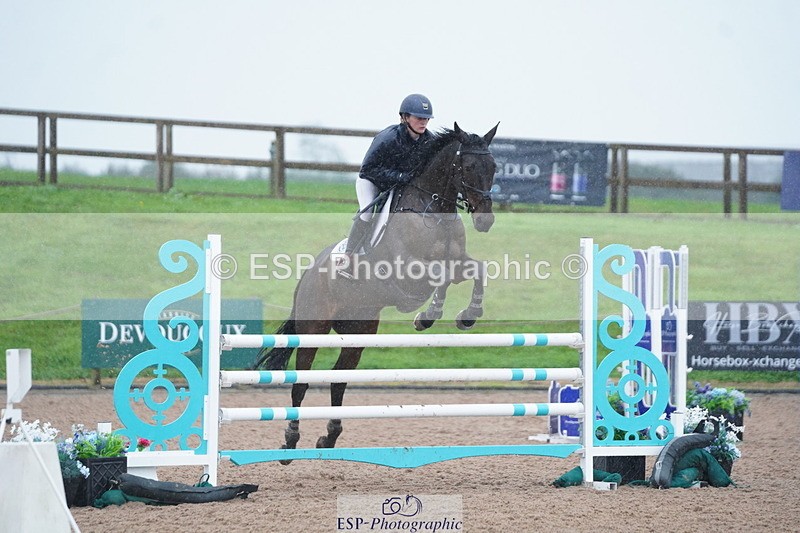 241006A-142708-07905 - Cls 21 Snr Fox & 1.20 Open