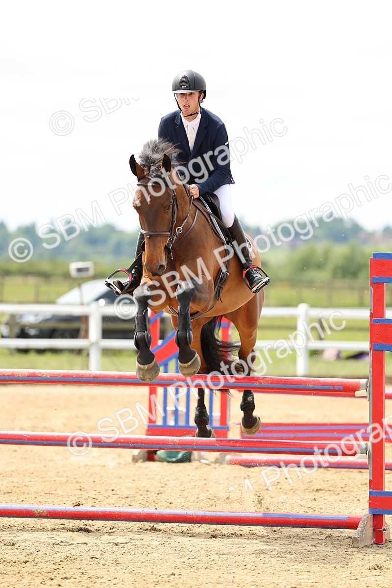 SBM_005654 - Class 17 - Senior Discovery - 1.00m