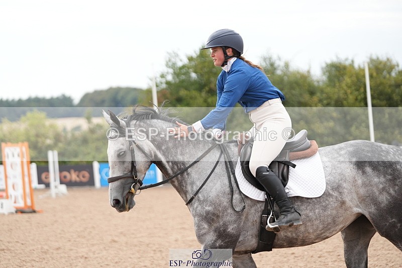 260825B-151408-00033 - Clear Round