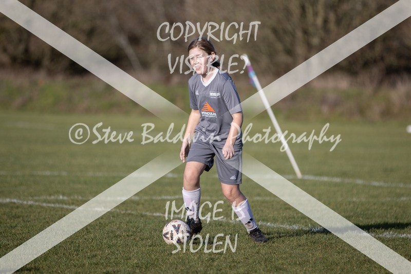 1DX31243 - 2026-01-17 FC Abbey Meads U9 Purple Girls V Develop FC U9 Girls
