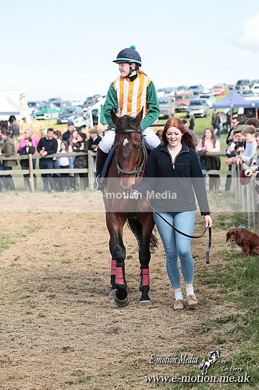 PtP 210425  1290 - Paxford Races Easter Monday 21/04/25